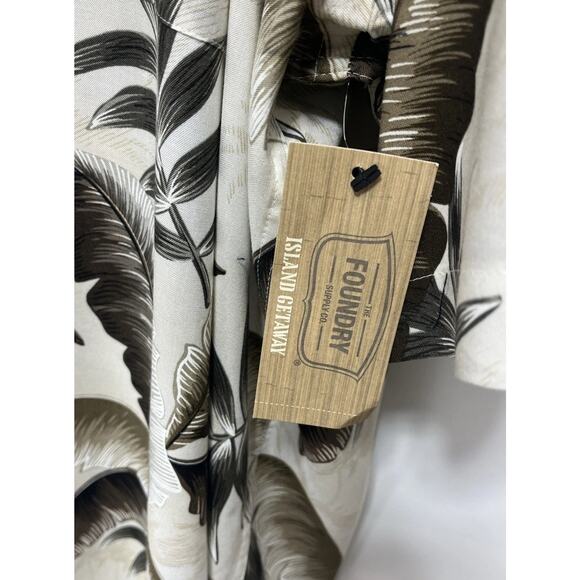 The Foundry Supply Co Button Up Shirt 3XLT Mens short Sleeve HAWIAIIAN Rayon NWT - Picture 3 of 6